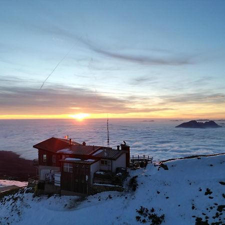Отель Rifugio Chierego - 1911M Бренцоне-суль-Гарда Экстерьер фото
